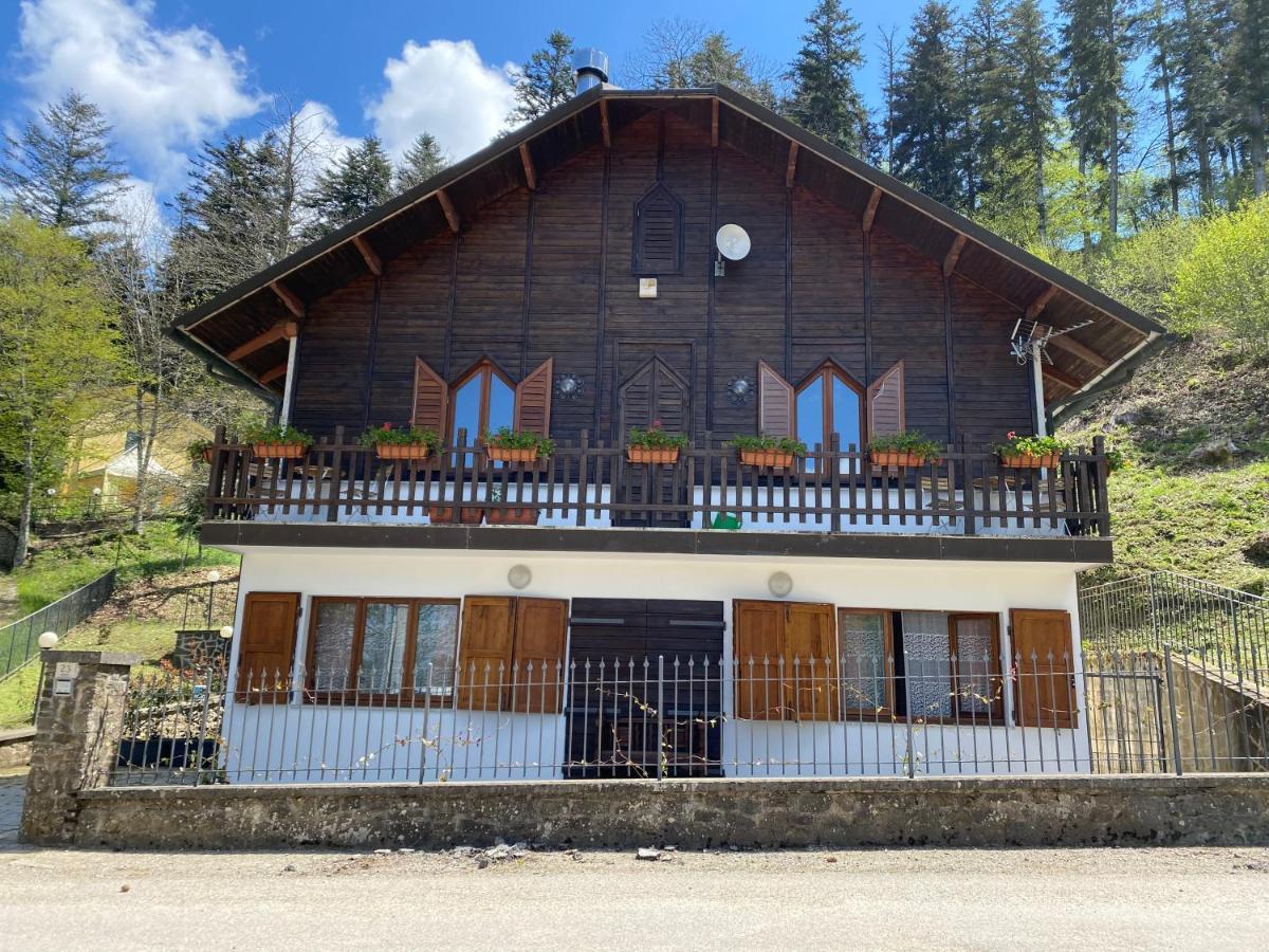 Agriturismo Borgo Nuovo Di Mulinelli Arezzo Kültér fotó